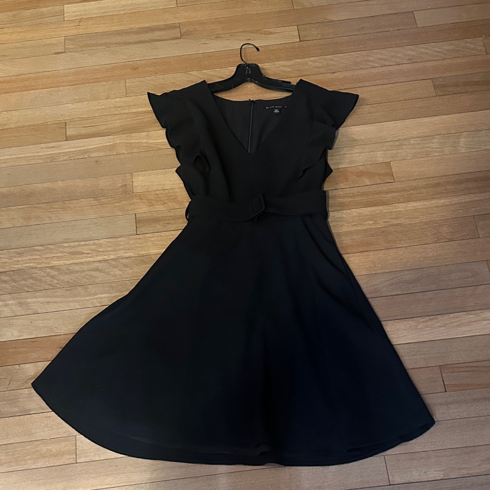 Black Halo Classic Black Mini Dress with Ruffle Sleeves